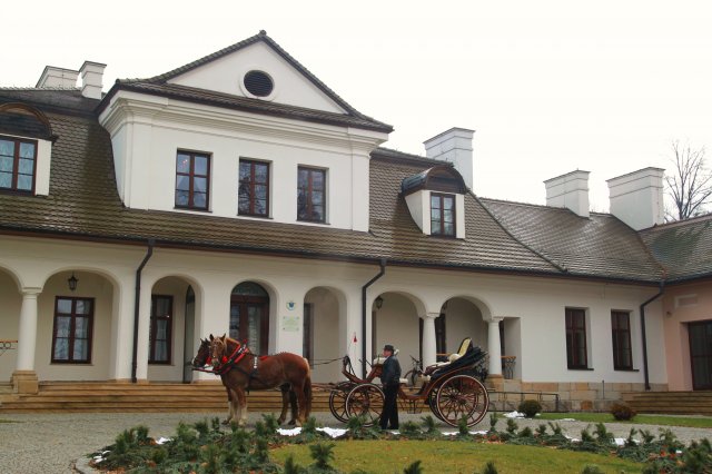 dworkombornia_5-hotelarstwo.net